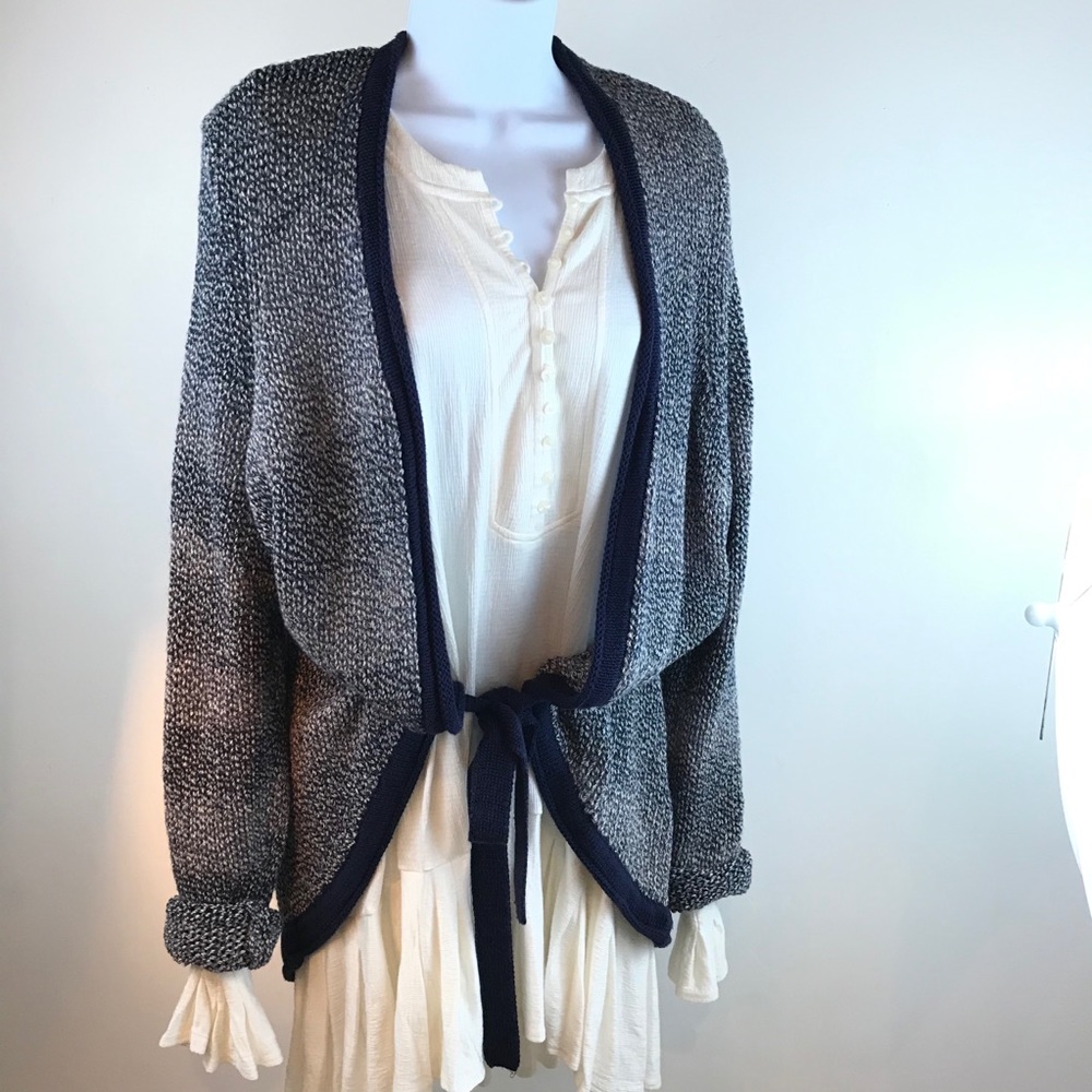 Vera Wang navy marle tie waste cardigan.XL